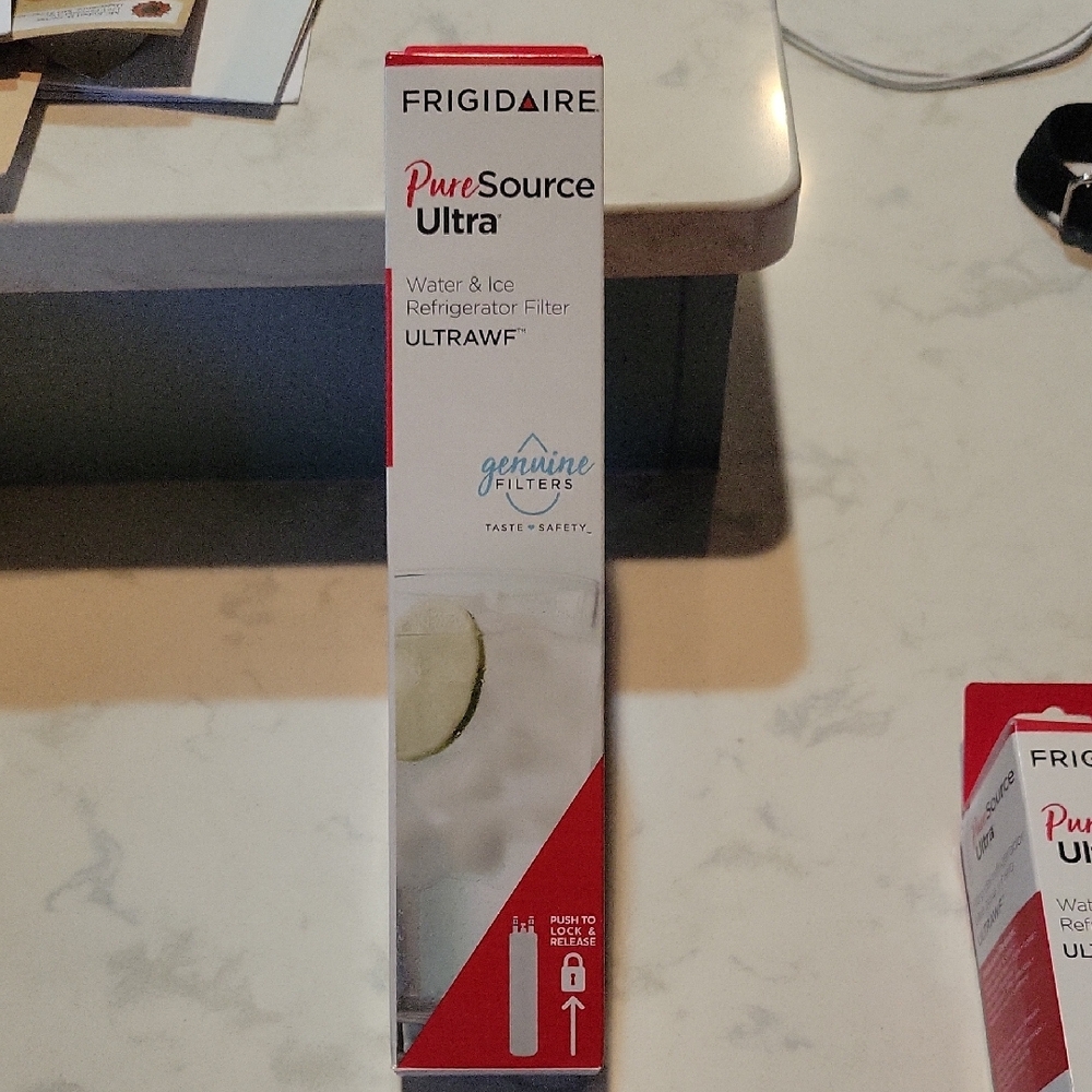 Frigidaire PureSource Ultra Water & Ice Refrigerator Filter - Red and White